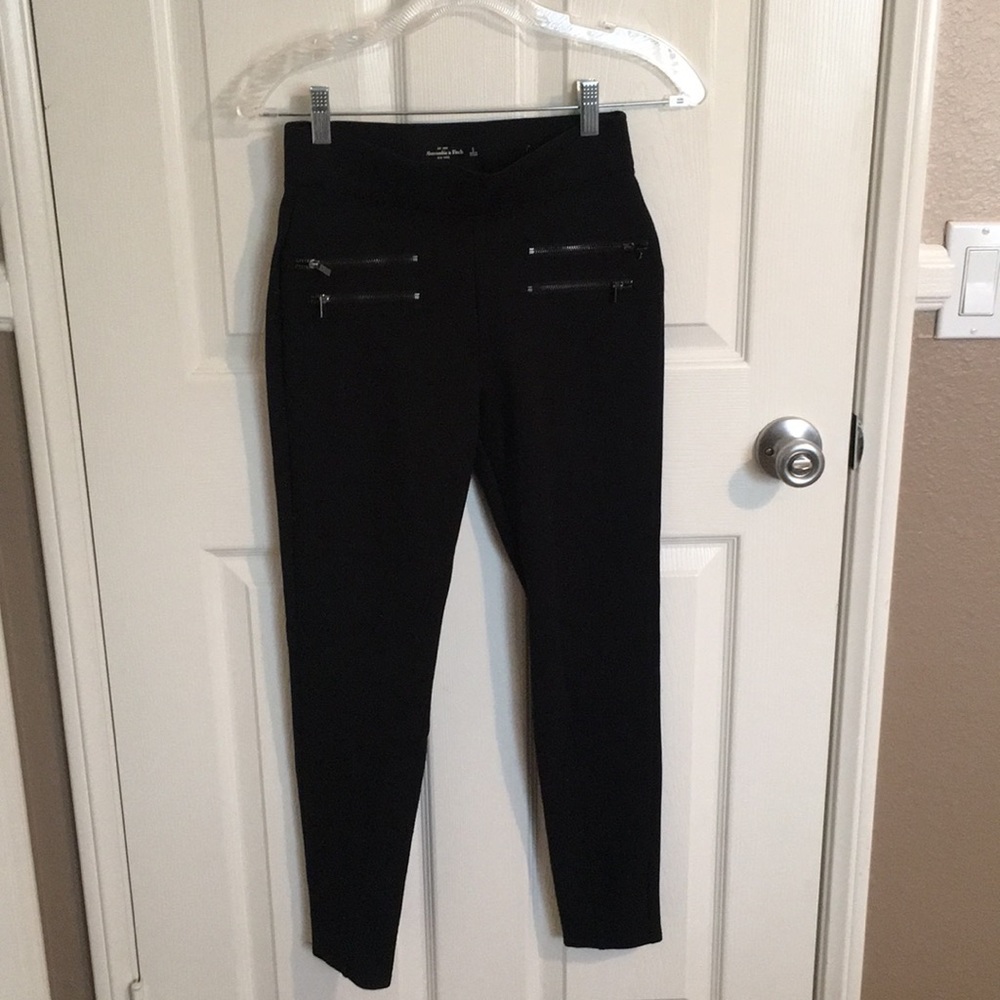 Small black leggings
